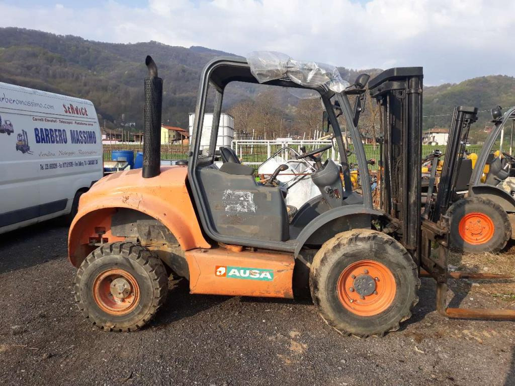 Ausa C200HX4 - Forklift medan kasar: gambar 3 Ausa C200HX4 - Forklift medan kasar: gambar 3