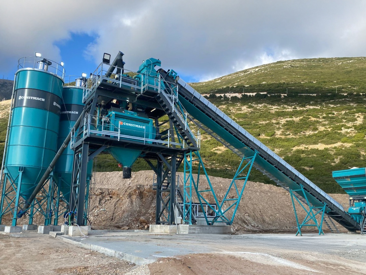 Constmach Centrale à Béton Stationnaire d'une Capacité de 120 m³/h - Pabrik beton: gambar 4 Constmach Centrale à Béton Stationnaire d'une Capacité de 120 m³/h - Pabrik beton: gambar 4