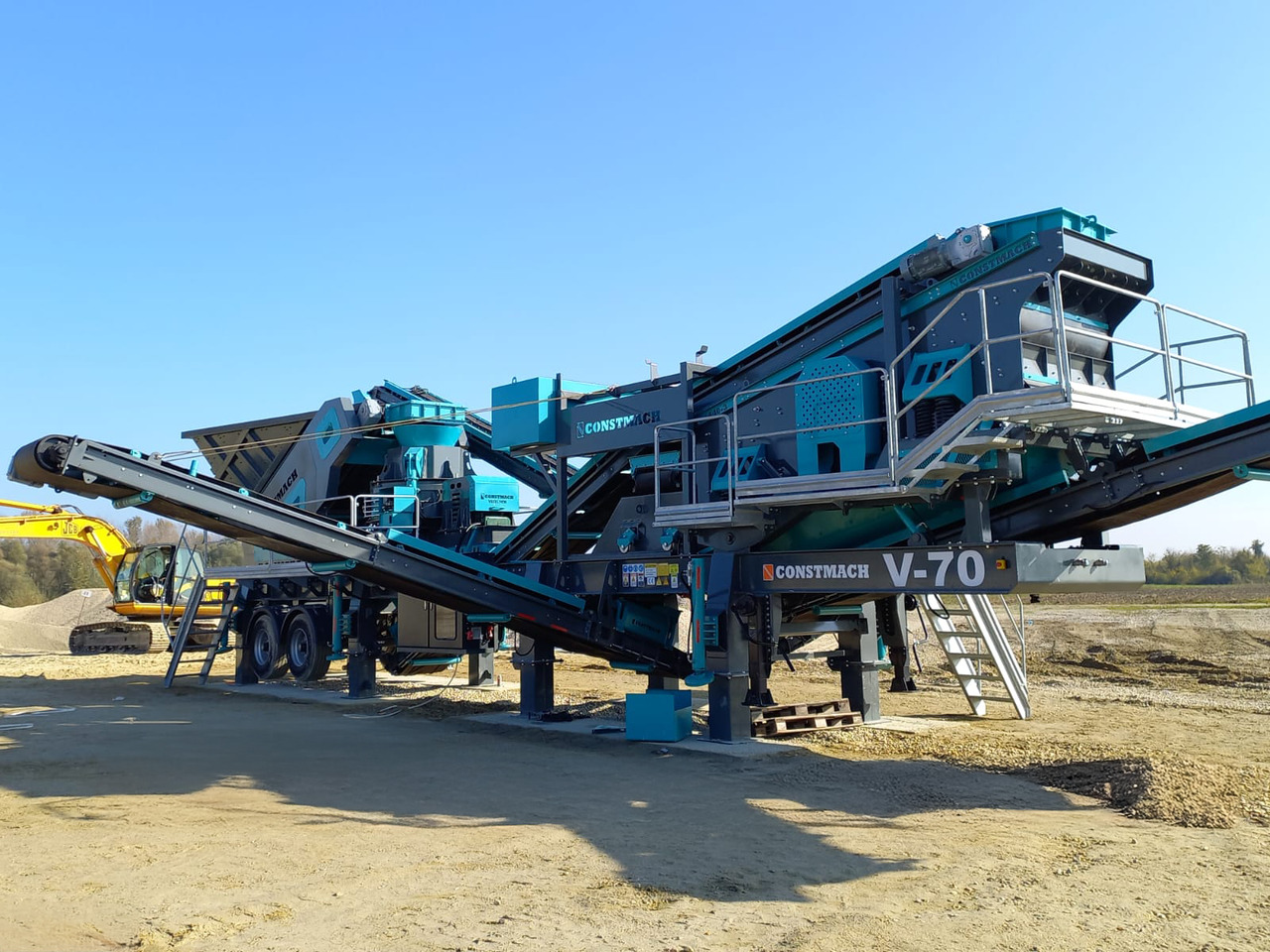 Constmach Concasseur À Impact À Axe Vertical Mobile D'une Capacité De 100 À 150 Tonnes - Tanaman penghancur mobil: gambar 3 Constmach Concasseur À Impact À Axe Vertical Mobile D'une Capacité De 100 À 150 Tonnes - Tanaman penghancur mobil: gambar 3