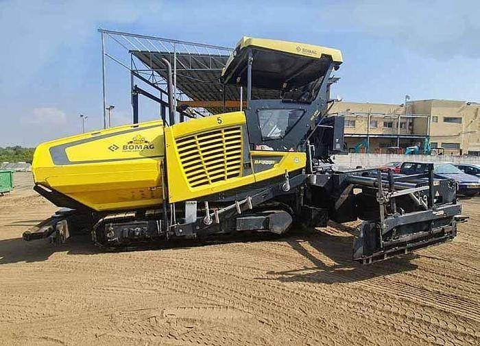 Bomag BF700C-2 - Paver aspal: gambar 2 Bomag BF700C-2 - Paver aspal: gambar 2
