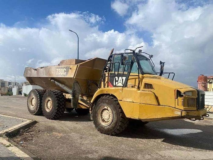 CAT 730C - Tempat sampah artikulasi: gambar 1 CAT 730C - Tempat sampah artikulasi: gambar 1