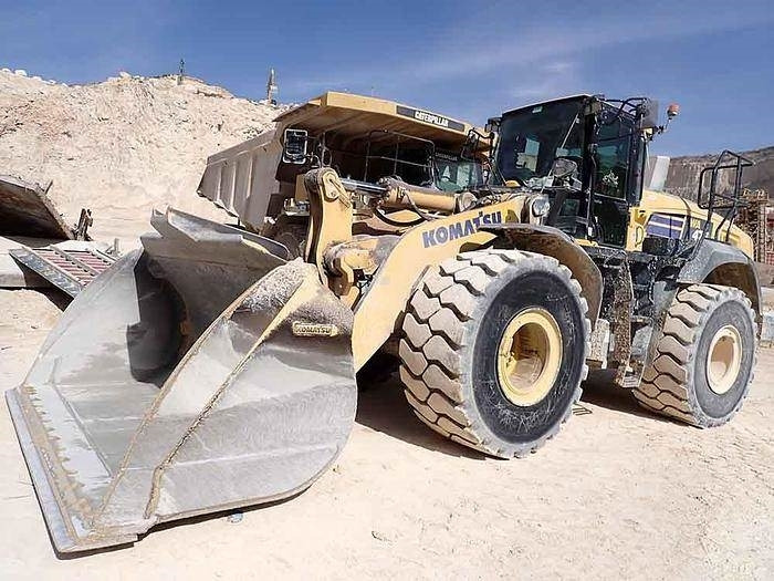 Komatsu WA475 - Wheel loader: gambar 1 Komatsu WA475 - Wheel loader: gambar 1