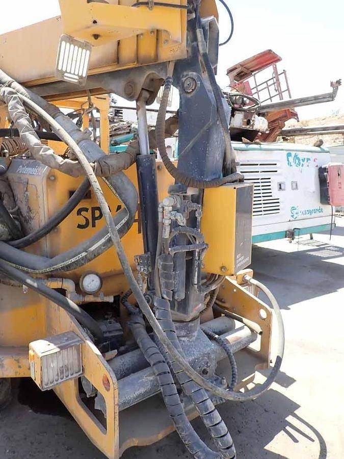Putzmeister SPM4210 - Peralatan beton: gambar 4 Putzmeister SPM4210 - Peralatan beton: gambar 4