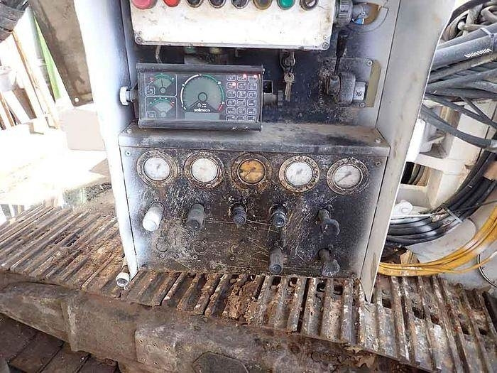 Soilmec SM401 - Anjungan pengeboran: gambar 3 Soilmec SM401 - Anjungan pengeboran: gambar 3