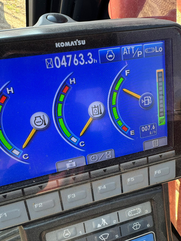 KOMATSU PC 228 USCL-10 - Ekskavator perayap: gambar 2 KOMATSU PC 228 USCL-10 - Ekskavator perayap: gambar 2