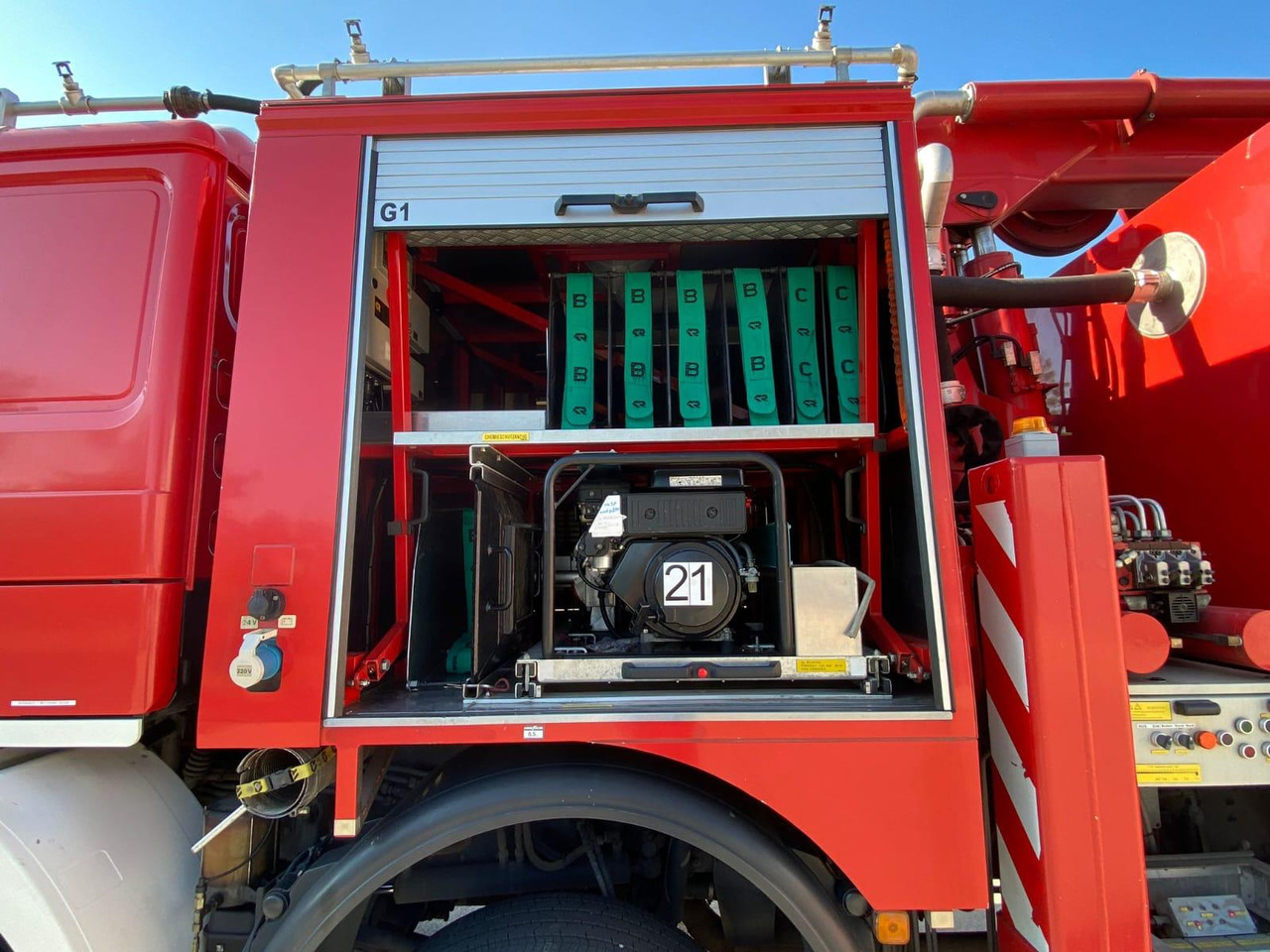 MAN 35.403 - Truk pemadam kebakaran: gambar 5 MAN 35.403 - Truk pemadam kebakaran: gambar 5
