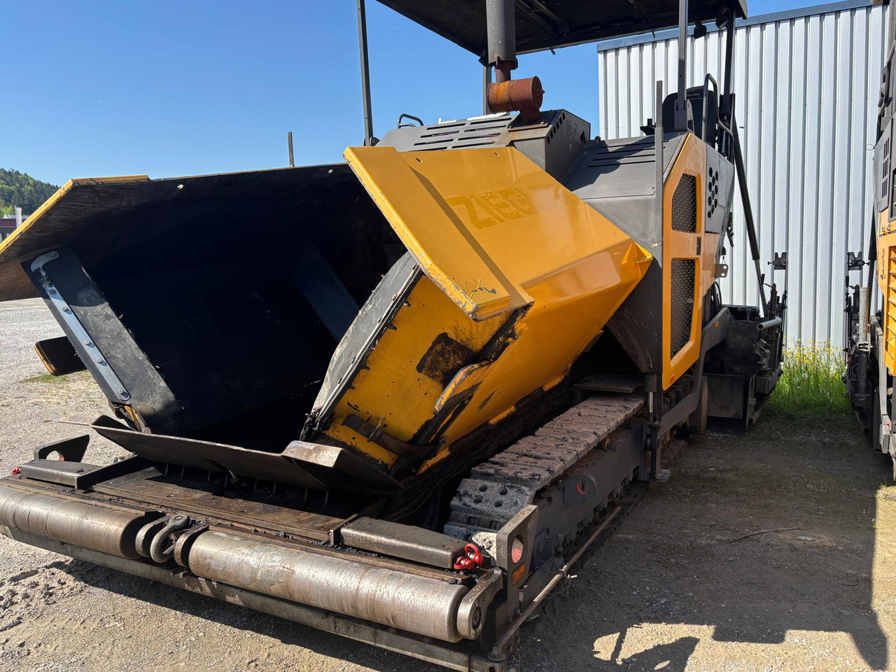 VOLVO ABG 7820C - Paver aspal: gambar 4 VOLVO ABG 7820C - Paver aspal: gambar 4