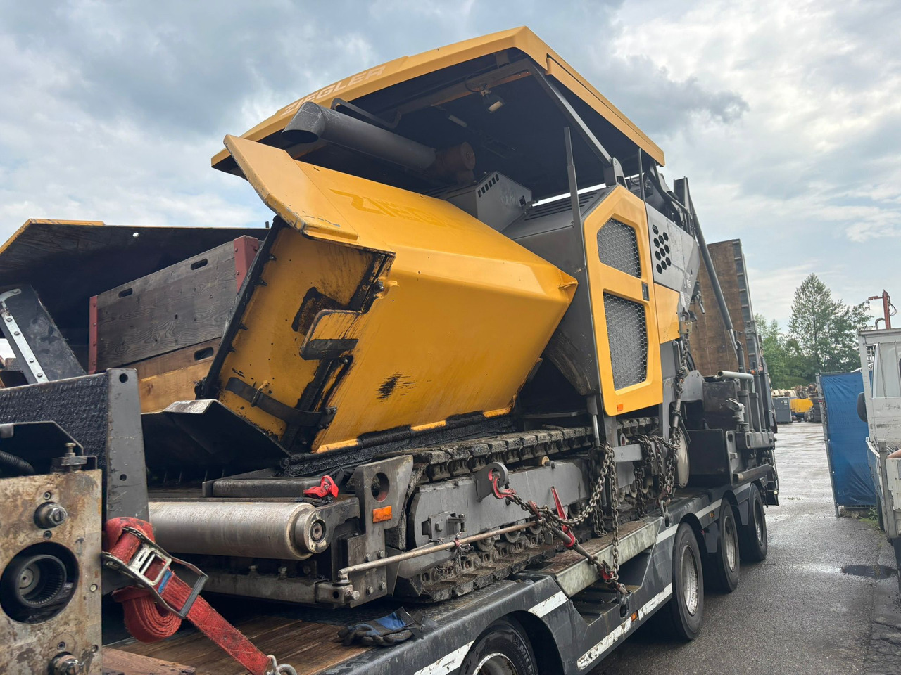VOLVO ABG 7820C - Paver aspal: gambar 5 VOLVO ABG 7820C - Paver aspal: gambar 5