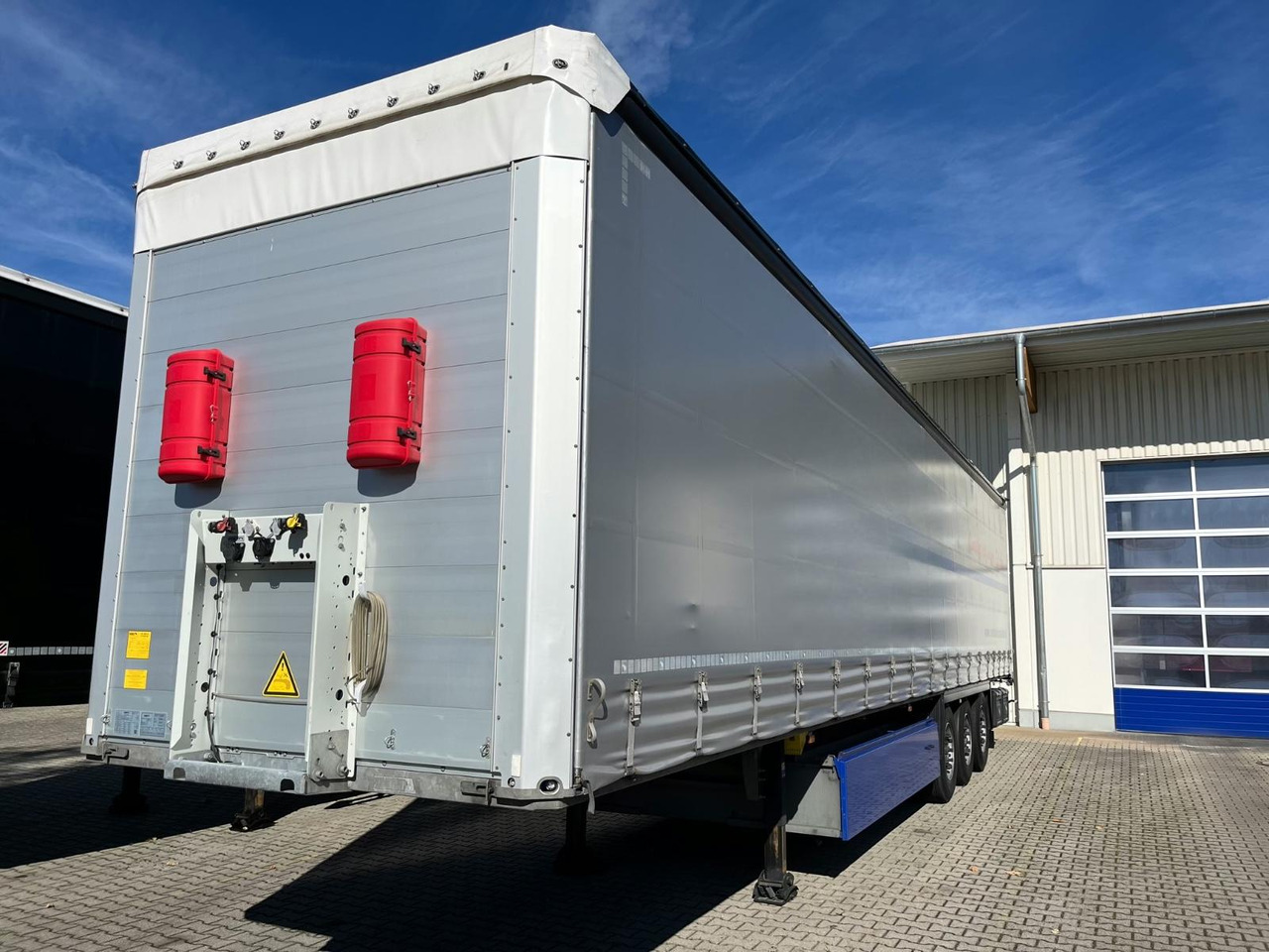 Schmitz Cargobull SCS 24 Bordwand - Semi-trailer dengan terpal samping: gambar 2 Schmitz Cargobull SCS 24 Bordwand - Semi-trailer dengan terpal samping: gambar 2