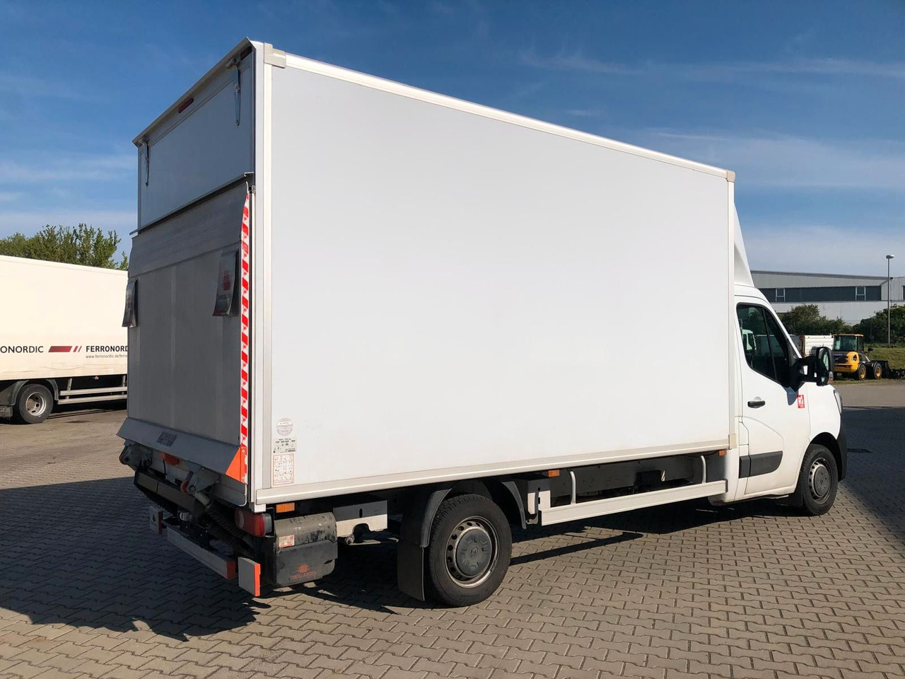 Renault MASTER RED 3.5T*LBW*Klima*4.2m*AUCH MIETE - Van box: gambar 1 Renault MASTER RED 3.5T*LBW*Klima*4.2m*AUCH MIETE - Van box: gambar 1