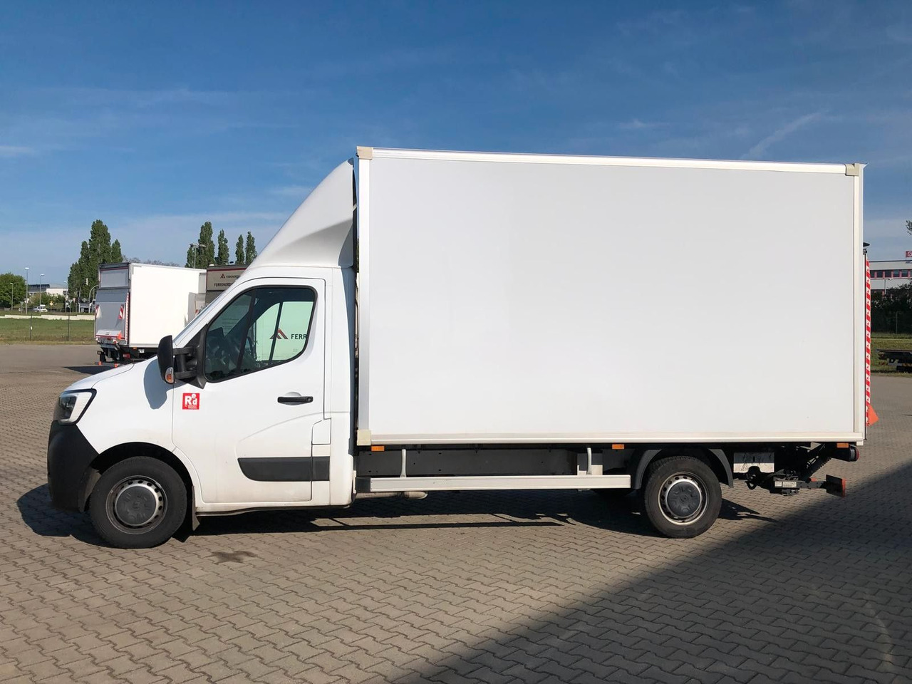 Renault MASTER RED 3.5T*LBW*Klima*4.2m*AUCH MIETE - Van box: gambar 3 Renault MASTER RED 3.5T*LBW*Klima*4.2m*AUCH MIETE - Van box: gambar 3