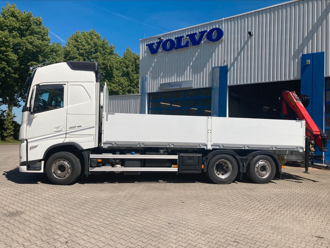 Truk flatbed, Truk derek Volvo FH 6x2 R NLA Luftfederung: gambar 7