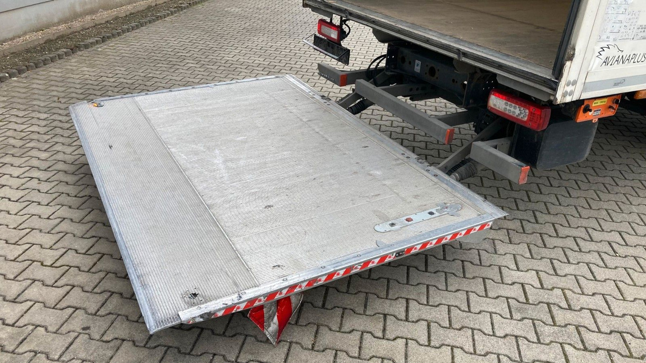 Volvo FL 12.240 Ladebordwand*Klima - Truk box: gambar 4 Volvo FL 12.240 Ladebordwand*Klima - Truk box: gambar 4
