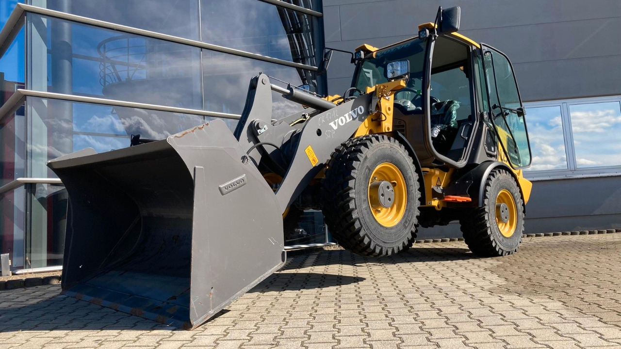 Volvo JL25H Electric *Auch Miete Volvo L25 Electric *Auch Miete*Neuzustand+22+14 kW - Wheel loader: gambar 5 Volvo JL25H Electric *Auch Miete Volvo L25 Electric *Auch Miete*Neuzustand+22+14 kW - Wheel loader: gambar 5