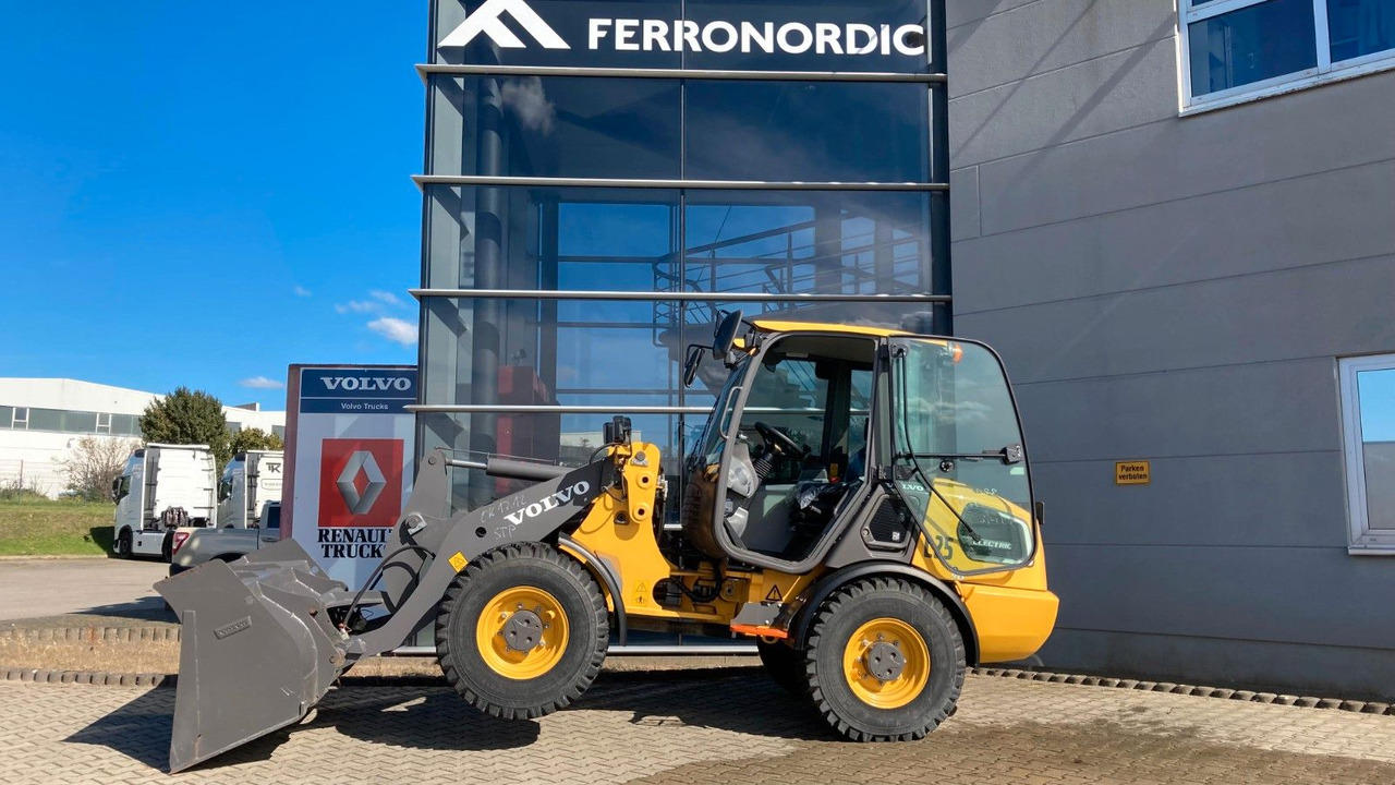 Volvo JL25H Electric *Auch Miete Volvo L25 Electric *Auch Miete*Neuzustand+22+14 kW - Wheel loader: gambar 4 Volvo JL25H Electric *Auch Miete Volvo L25 Electric *Auch Miete*Neuzustand+22+14 kW - Wheel loader: gambar 4