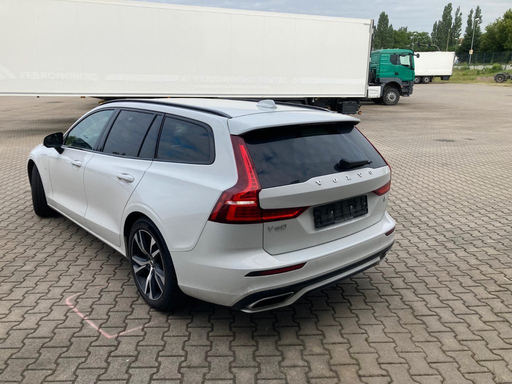 Volvo V60 T6 AWD R-Design Expression Recharge Plug-In Volvo V60 T6 AWD R-Design Expression Recharge Plug-In - Station wagon: gambar 3 Volvo V60 T6 AWD R-Design Expression Recharge Plug-In Volvo V60 T6 AWD R-Design Expression Recharge Plug-In - Station wagon: gambar 3
