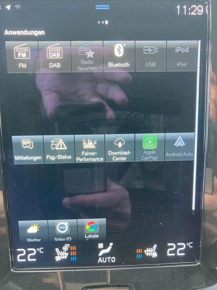 Leasing  Volvo V60 T8 R Design Recharge Plug-In Hybrid AWD Volvo V60 T8 R Design Recharge Plug-In Hybrid AWD: gambar 23