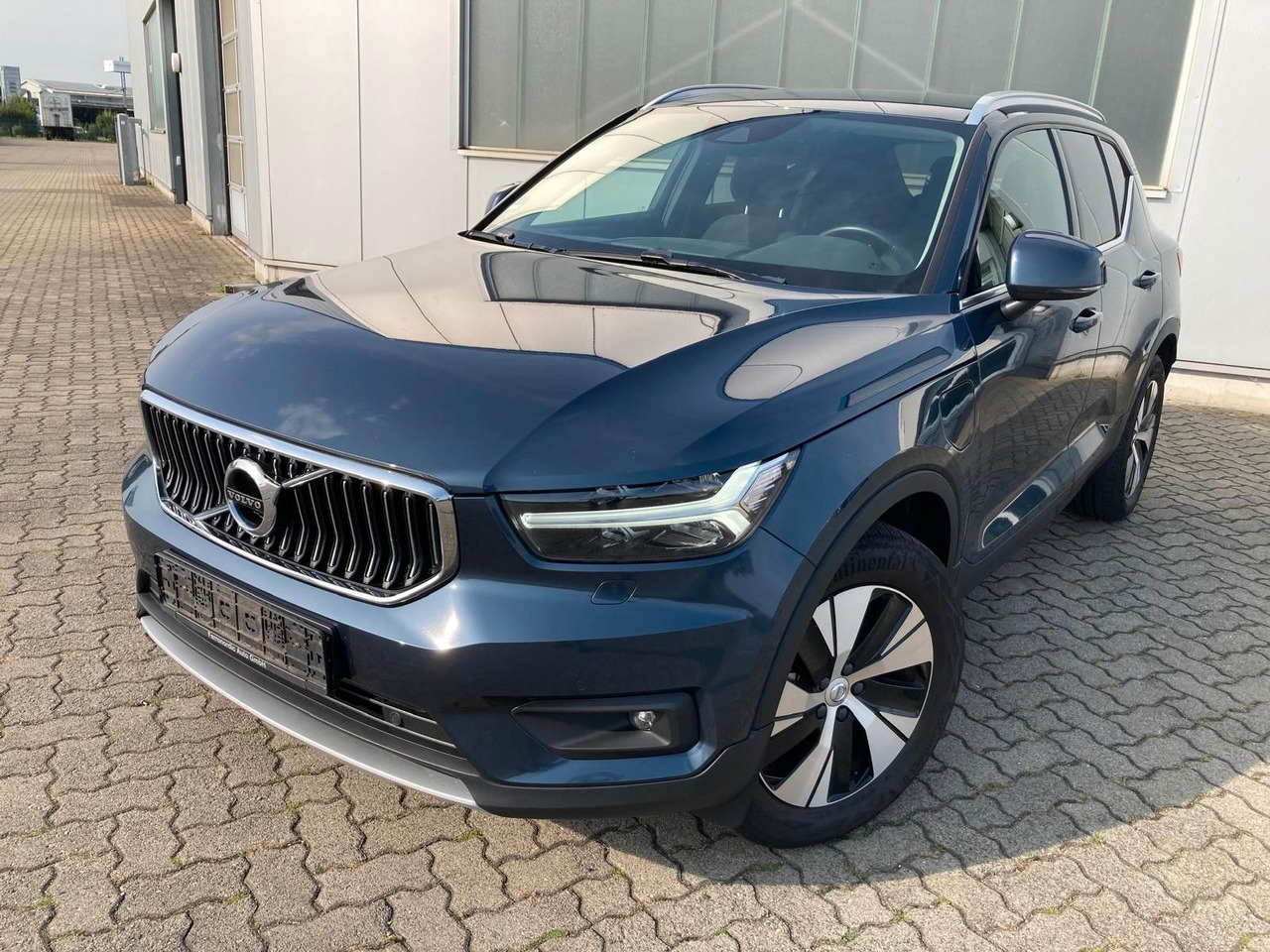 Volvo XC 40 T4 Inscription Expr. Recharge Plug-In Hyb - Mobil SUV: gambar 1 Volvo XC 40 T4 Inscription Expr. Recharge Plug-In Hyb - Mobil SUV: gambar 1