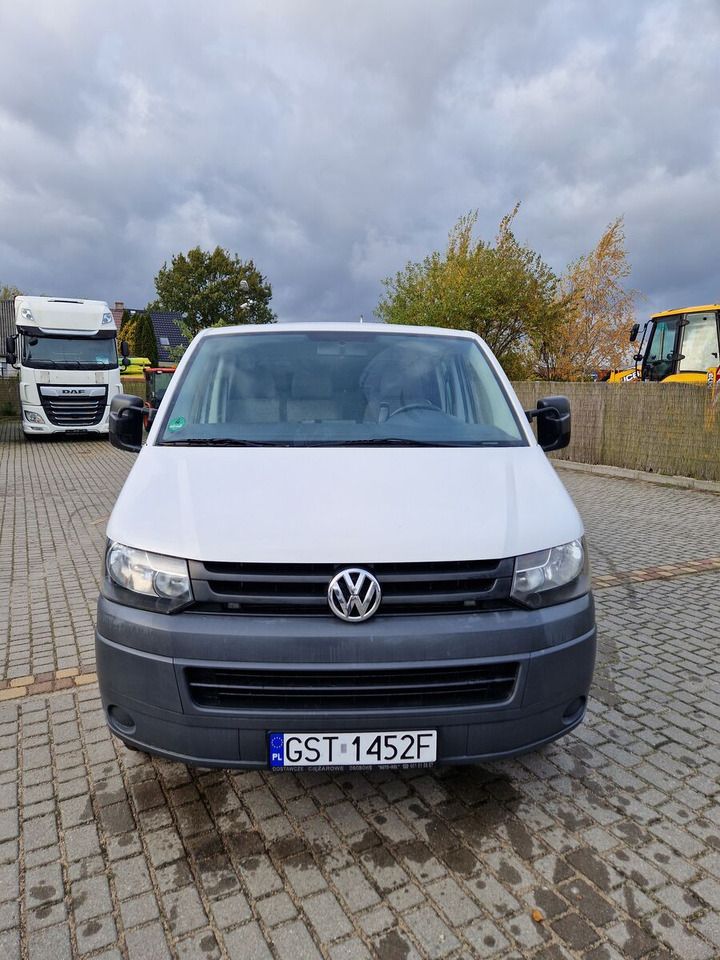 Volkswagen Transporter T5 - Van flatbed: gambar 2 Volkswagen Transporter T5 - Van flatbed: gambar 2