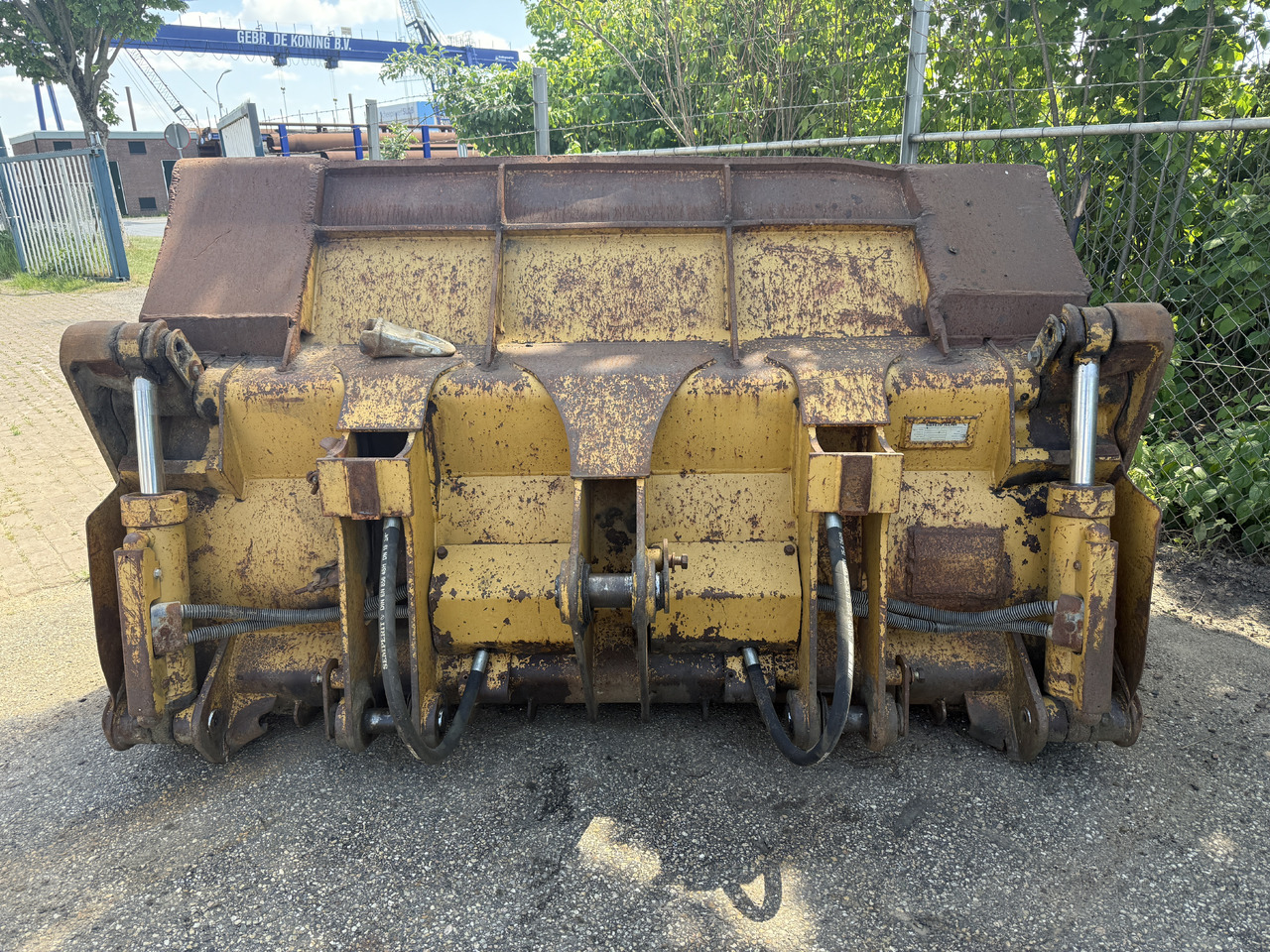 CATERPILLAR 953 - Crawler loader: gambar 2 CATERPILLAR 953 - Crawler loader: gambar 2