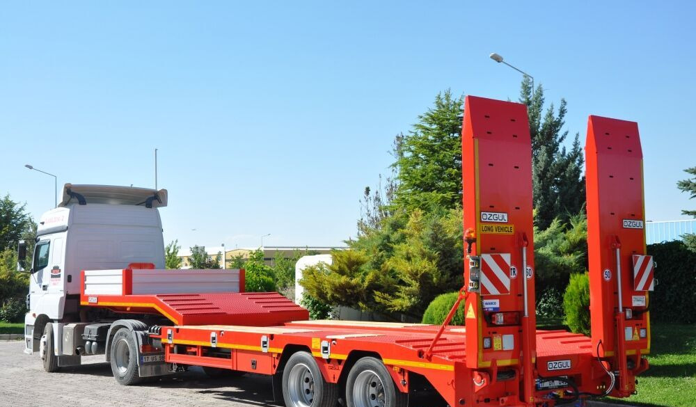 Özgül 2 AXLE LOWBED SEMI TRAILER - Semi-trailer low bed: gambar 3 Özgül 2 AXLE LOWBED SEMI TRAILER - Semi-trailer low bed: gambar 3