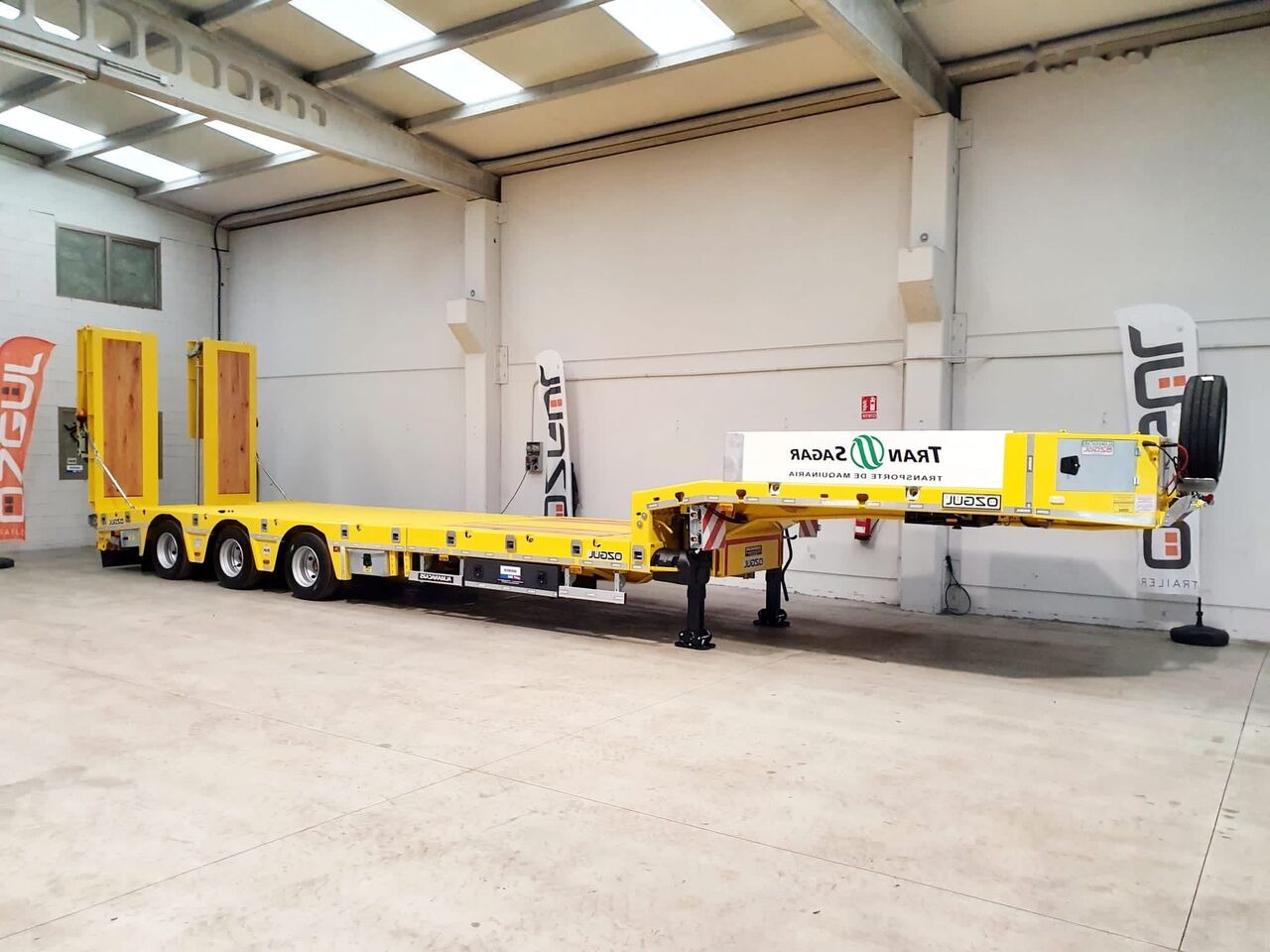 Özgül 3 AXE LOWBED SEMI TRAILER - Semi-trailer low bed: gambar 4 Özgül 3 AXE LOWBED SEMI TRAILER - Semi-trailer low bed: gambar 4