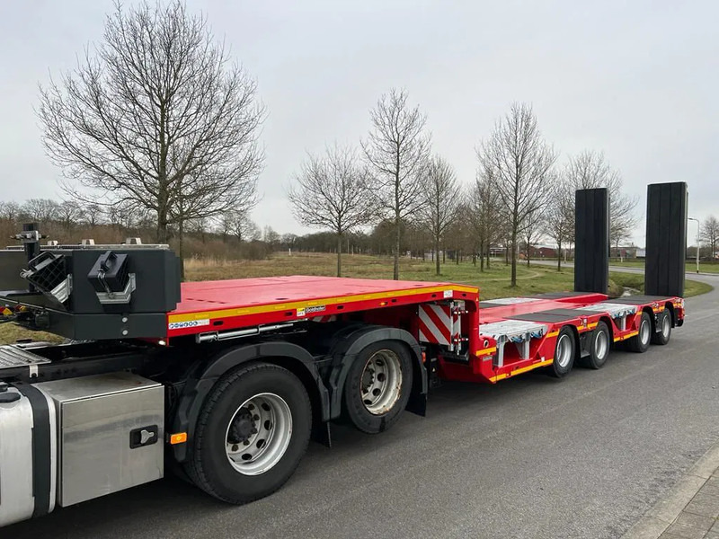 Goldhofer STN-L 4 (245) A RM2 Stepstar - Semi-trailer low bed: gambar 2 Goldhofer STN-L 4 (245) A RM2 Stepstar - Semi-trailer low bed: gambar 2
