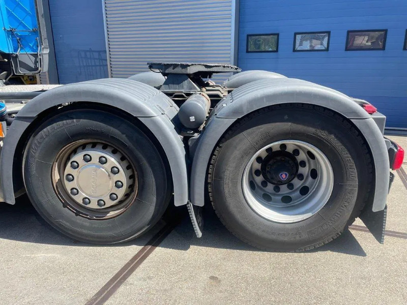 Scania R520 V8 6x2-4 - Tractor head: gambar 5 Scania R520 V8 6x2-4 - Tractor head: gambar 5