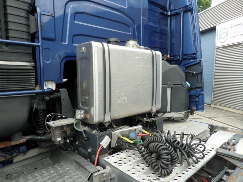Volvo FH 16.650 6x2 - Tractor head: gambar 4 Volvo FH 16.650 6x2 - Tractor head: gambar 4