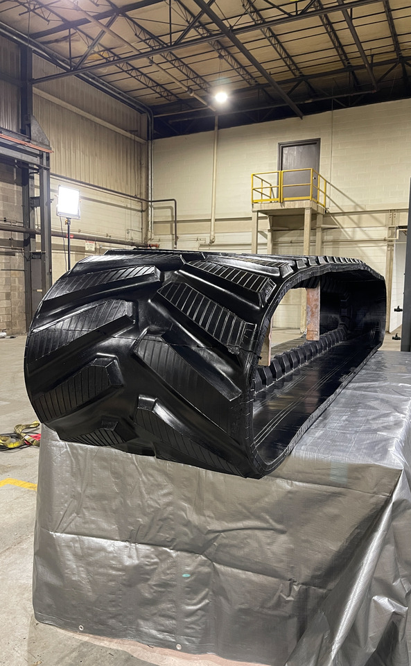 Versatile, Kinze Grain Carts, Kubota Delta track - Trek untuk Traktor terlacak: gambar 2 Versatile, Kinze Grain Carts, Kubota Delta track - Trek untuk Traktor terlacak: gambar 2