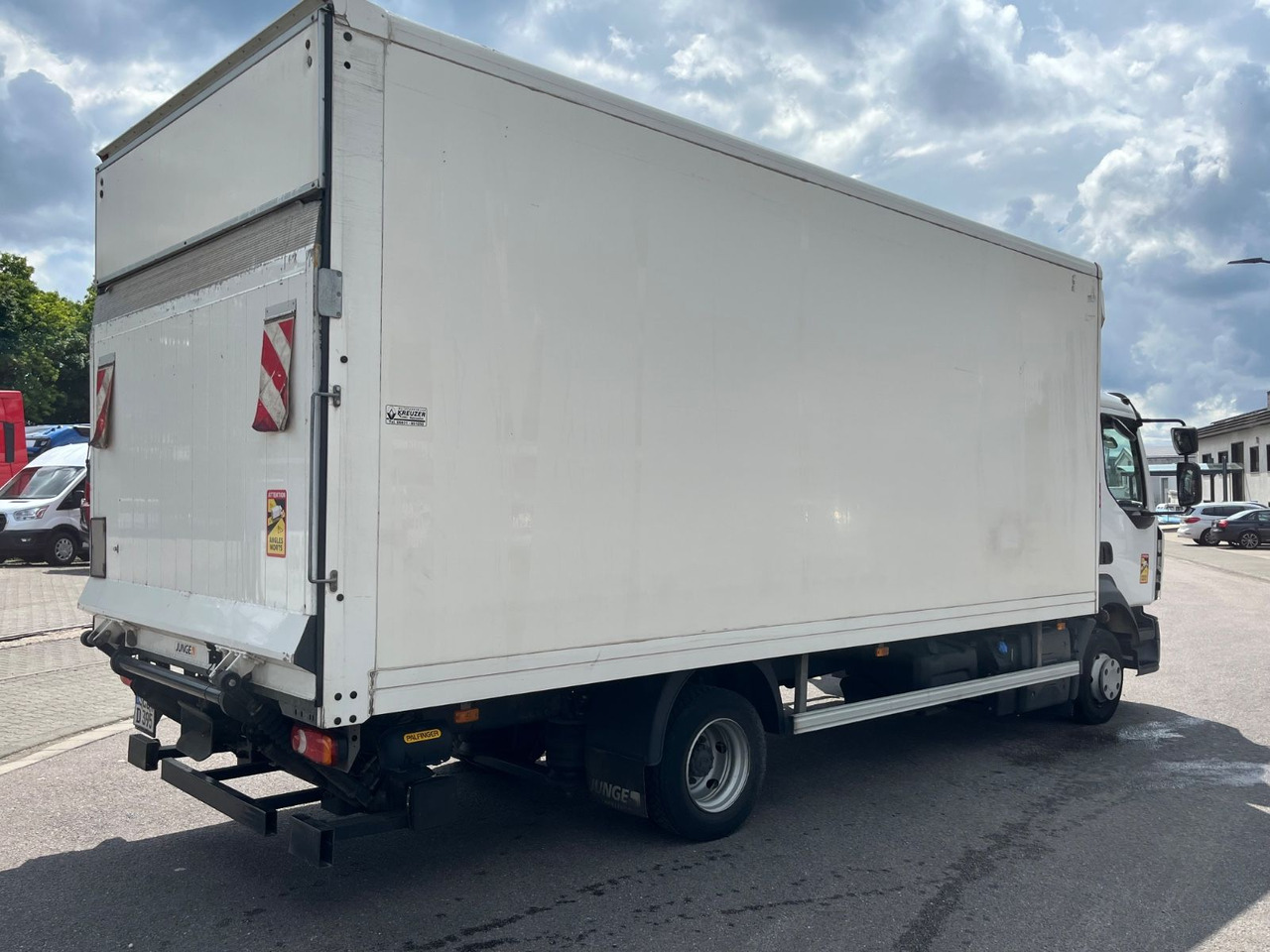 Renault D7.5 210 Kofferaufbau mit LBW - Van box: gambar 4 Renault D7.5 210 Kofferaufbau mit LBW - Van box: gambar 4
