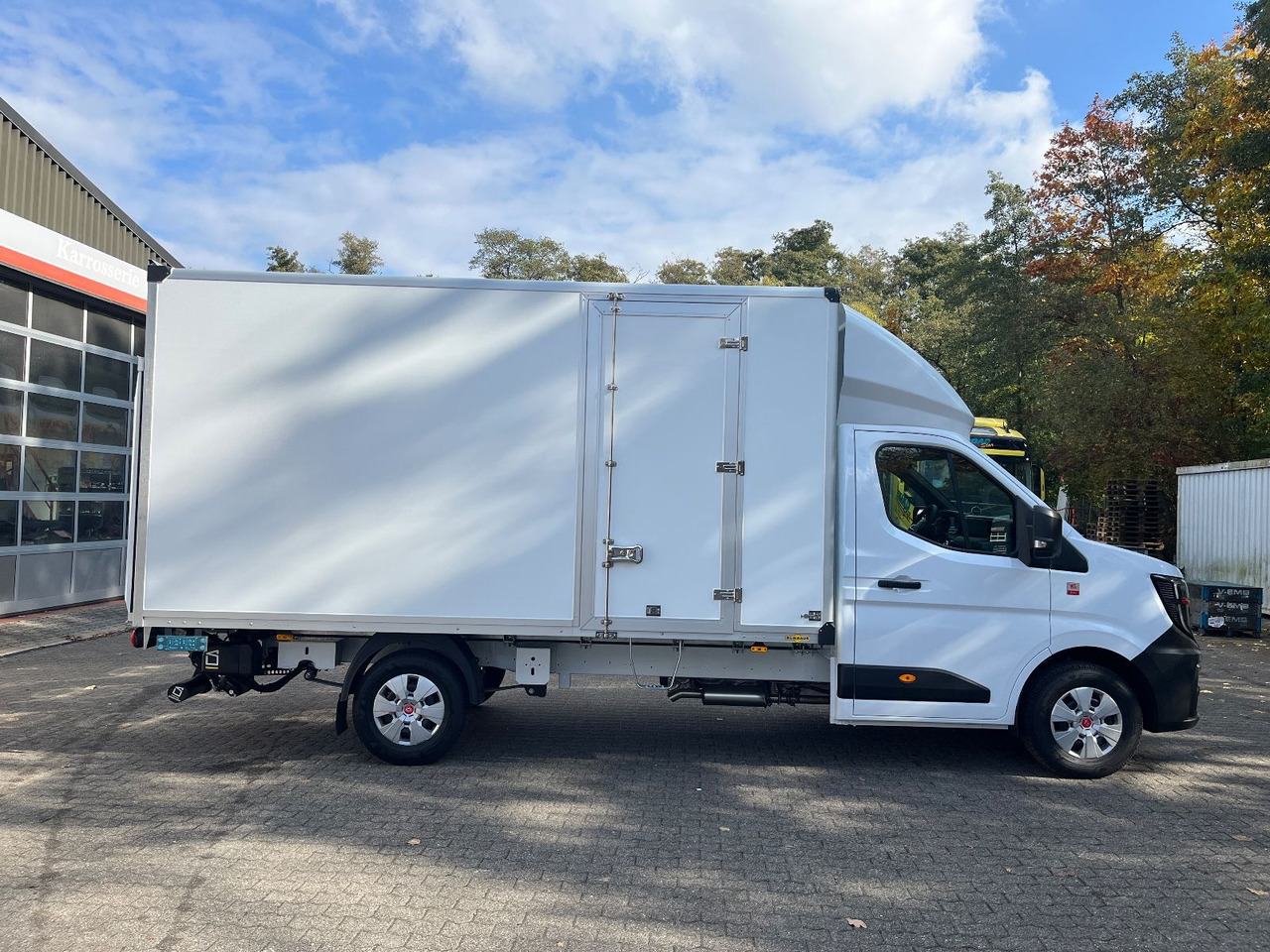 Renault MASTER MIT HUMBAUR KOFFERAUFBAU - Van box: gambar 3 Renault MASTER MIT HUMBAUR KOFFERAUFBAU - Van box: gambar 3