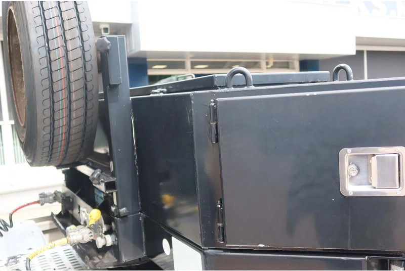 Semi-trailer low bed Broshuis 4A0u-16-40: gambar 18