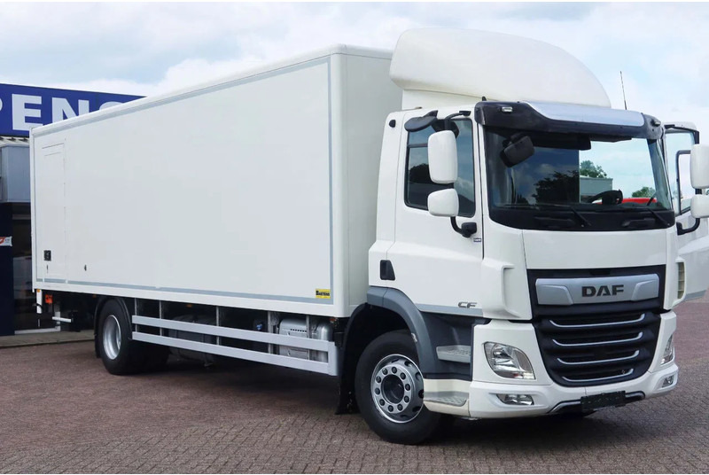 DAF CF 290 Bak+Klep Dhollandia 2.000 kg - Truk box: gambar 2 DAF CF 290 Bak+Klep Dhollandia 2.000 kg - Truk box: gambar 2