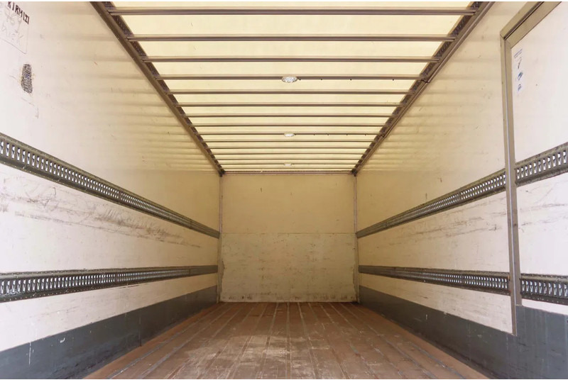 DAF CF 290 FA Bak+ klep Dhollandia 2000 kg - Truk box: gambar 4 DAF CF 290 FA Bak+ klep Dhollandia 2000 kg - Truk box: gambar 4