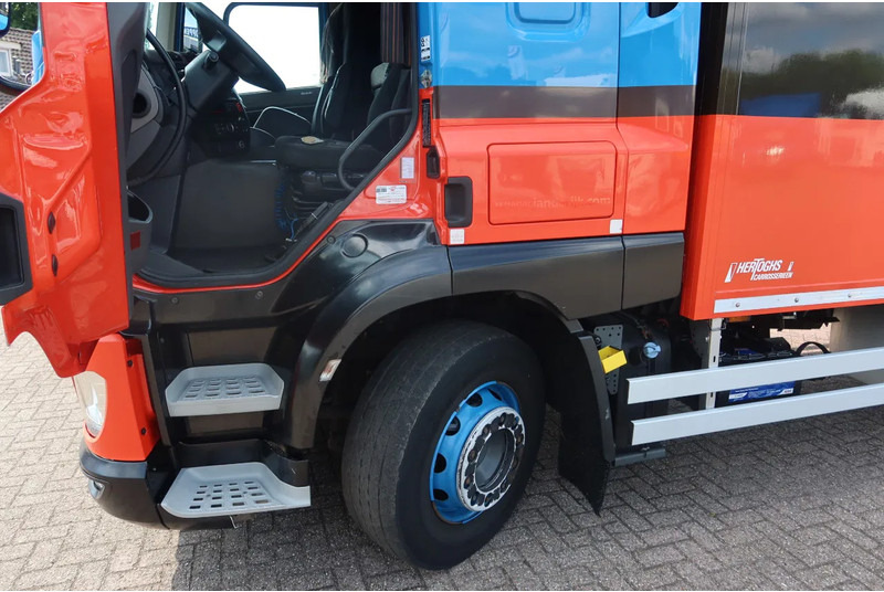 DAF CF 410 Bakwagen + DHollandia 2000kg Horsetruck Reacetruck Flowertruck - Truk box: gambar 5 DAF CF 410 Bakwagen + DHollandia 2000kg Horsetruck Reacetruck Flowertruck - Truk box: gambar 5