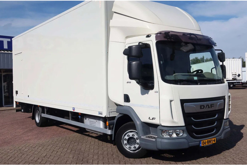 DAF LF 210 FA Bakwagen + Dhollandia 2000 kg klep extra accu set, 3x bindrail + stang. - Truk box: gambar 2 DAF LF 210 FA Bakwagen + Dhollandia 2000 kg klep extra accu set, 3x bindrail + stang. - Truk box: gambar 2