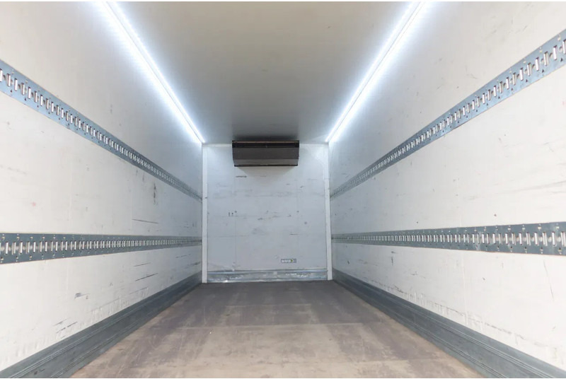 DAF LF 290 Koel/Vries+ Klep 1500 kg Thermoking T 600R - Truk berpendingin: gambar 4 DAF LF 290 Koel/Vries+ Klep 1500 kg Thermoking T 600R - Truk berpendingin: gambar 4