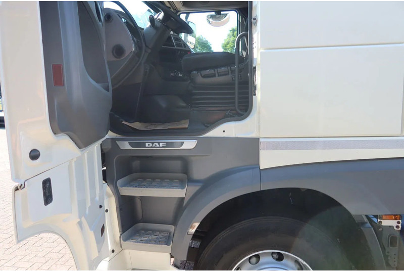 DAF XF 106.450 Wissellaadbaksysteem / Chassis - Pengangkut kontainer/ Container truck: gambar 5 DAF XF 106.450 Wissellaadbaksysteem / Chassis - Pengangkut kontainer/ Container truck: gambar 5