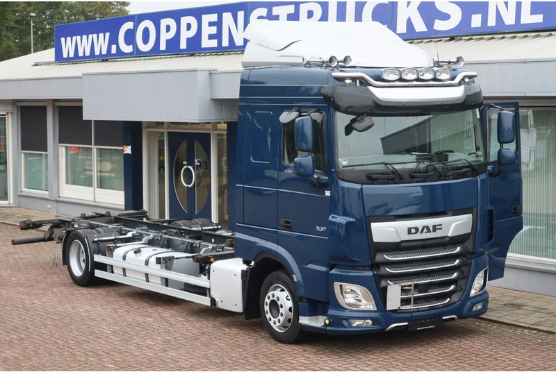 DAF XF 430 430 FA 4x2 BDF/Chassiscabine Wisselbare opbouw - Truk sasis: gambar 2 DAF XF 430 430 FA 4x2 BDF/Chassiscabine Wisselbare opbouw - Truk sasis: gambar 2