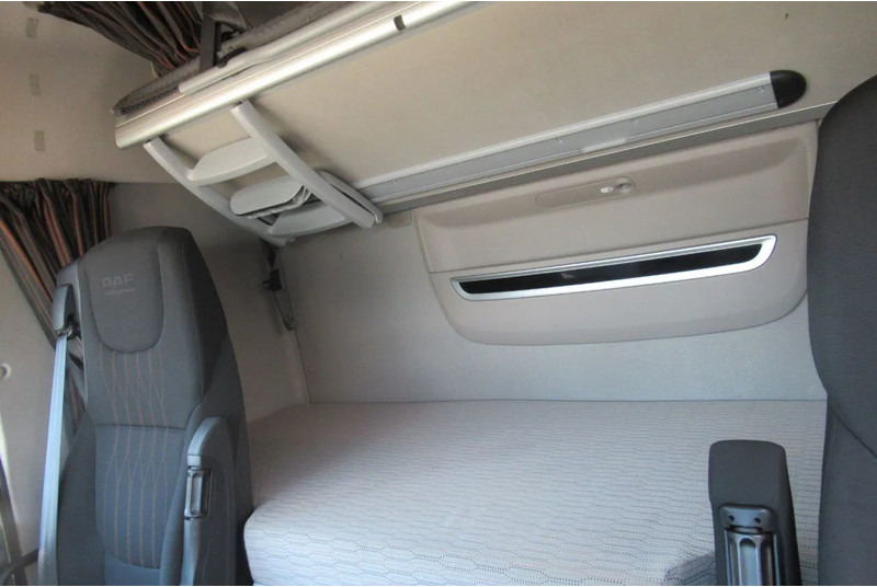 DAF XF 450 FAR BDF Systeem - Pengangkut kontainer/ Container truck: gambar 4 DAF XF 450 FAR BDF Systeem - Pengangkut kontainer/ Container truck: gambar 4