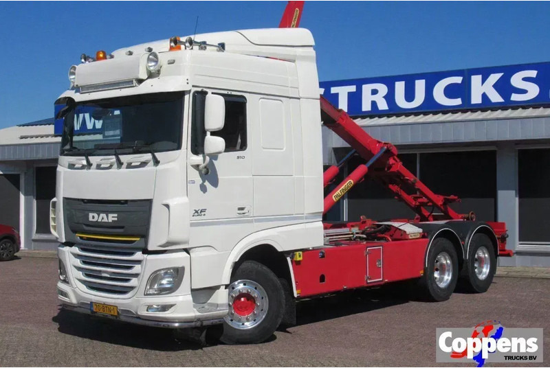DAF XF 510 Fat 6x4 Euro 6 - Hook lift: gambar 1 DAF XF 510 Fat 6x4 Euro 6 - Hook lift: gambar 1