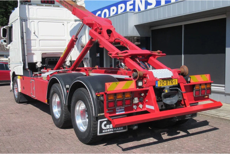 DAF XF 510 Fat 6x4 Euro 6 - Hook lift: gambar 3 DAF XF 510 Fat 6x4 Euro 6 - Hook lift: gambar 3