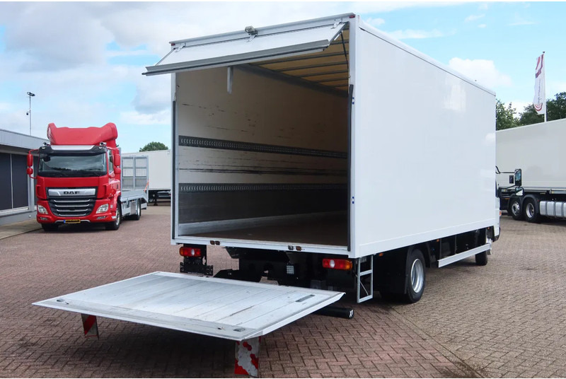 FUSO Canter Mistubishi Canter 7C18 - Truk box: gambar 3 FUSO Canter Mistubishi Canter 7C18 - Truk box: gambar 3