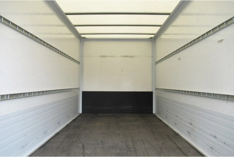 Iveco Daily 35C16 Bak + klep - Van box: gambar 4 Iveco Daily 35C16 Bak + klep - Van box: gambar 4