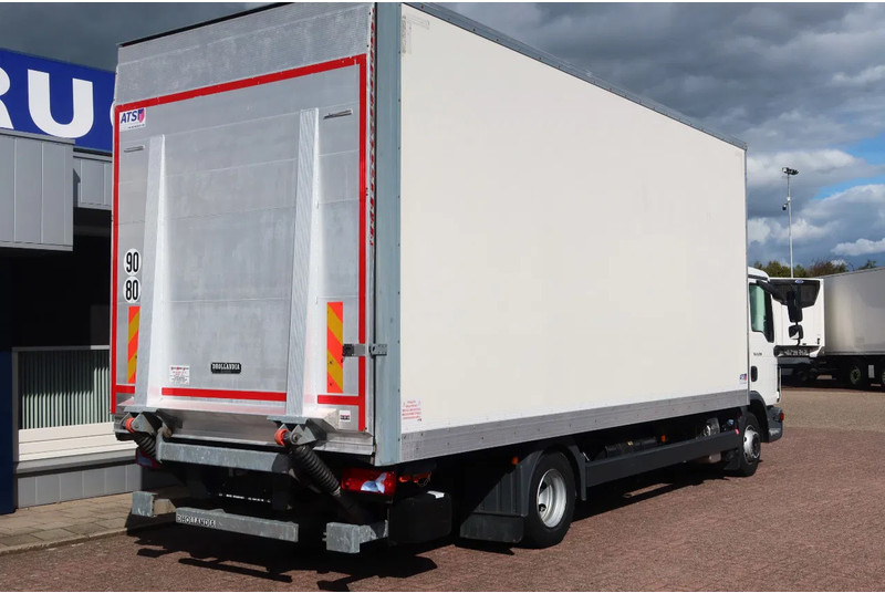 MAN TGL 12.250 Bakwagen + Laadklep DHollandia 2000 kg - Truk box: gambar 3 MAN TGL 12.250 Bakwagen + Laadklep DHollandia 2000 kg - Truk box: gambar 3