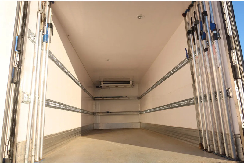 MAN TGM 18.290 Koel/ vries Thermoking UT 800 Diesel /elektrisch 2x bed - Truk berpendingin: gambar 4 MAN TGM 18.290 Koel/ vries Thermoking UT 800 Diesel /elektrisch 2x bed - Truk berpendingin: gambar 4