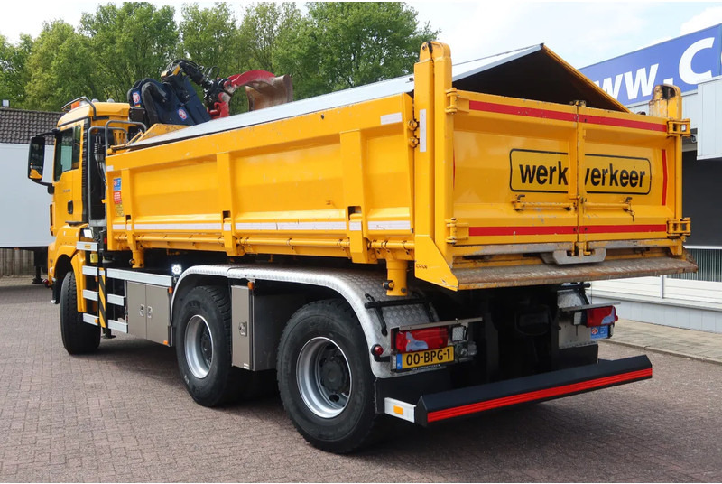 MAN TGS 33.420 2 Zijdige kipper + Kraan 6x6 Stuur as - Truk jungkit, Truk derek: gambar 3 MAN TGS 33.420 2 Zijdige kipper + Kraan 6x6 Stuur as - Truk jungkit, Truk derek: gambar 3