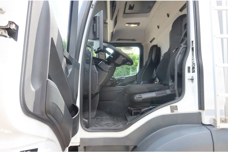 Mercedes-Benz Actros 2530 L Koel/Vries + Laadklep DHollandia 2500kg - Truk berpendingin: gambar 5 Mercedes-Benz Actros 2530 L Koel/Vries + Laadklep DHollandia 2500kg - Truk berpendingin: gambar 5