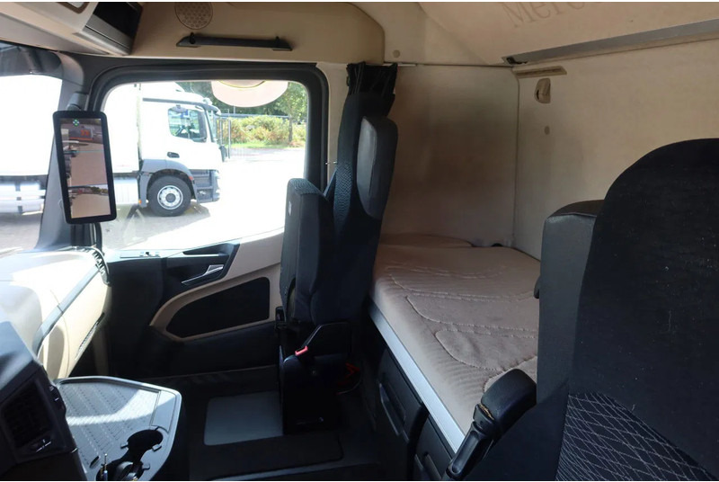 Mercedes-Benz Actros 2642 LL Chassis Cabine Giga space - Truk sasis: gambar 5 Mercedes-Benz Actros 2642 LL Chassis Cabine Giga space - Truk sasis: gambar 5